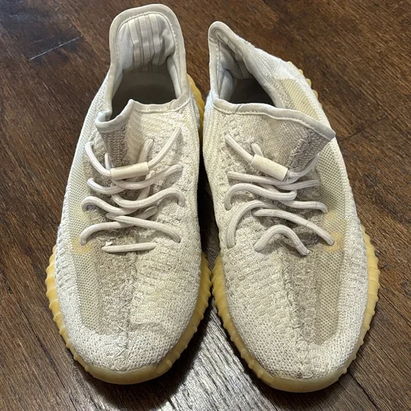 Yeezy Boost 350 V2 by adidas - Picture 2 of 10